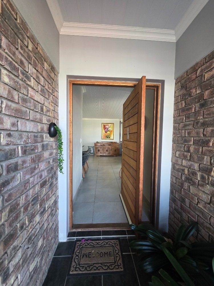 3 Bedroom Property for Sale in Dana Bay Western Cape